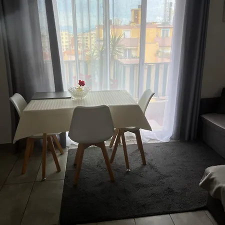 La Petite Terrasse Appartement *